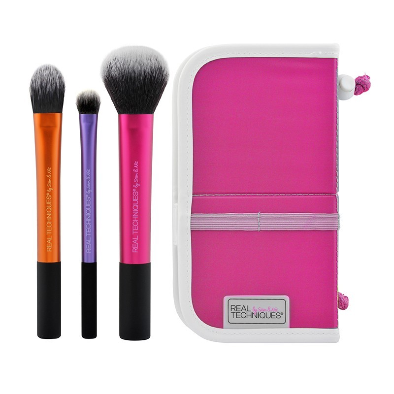 Pinceaux et trousse les essentiels de voyage Real Techniques 1 Pinceaux et trousse les essentiels de voyage Real Techniques 1